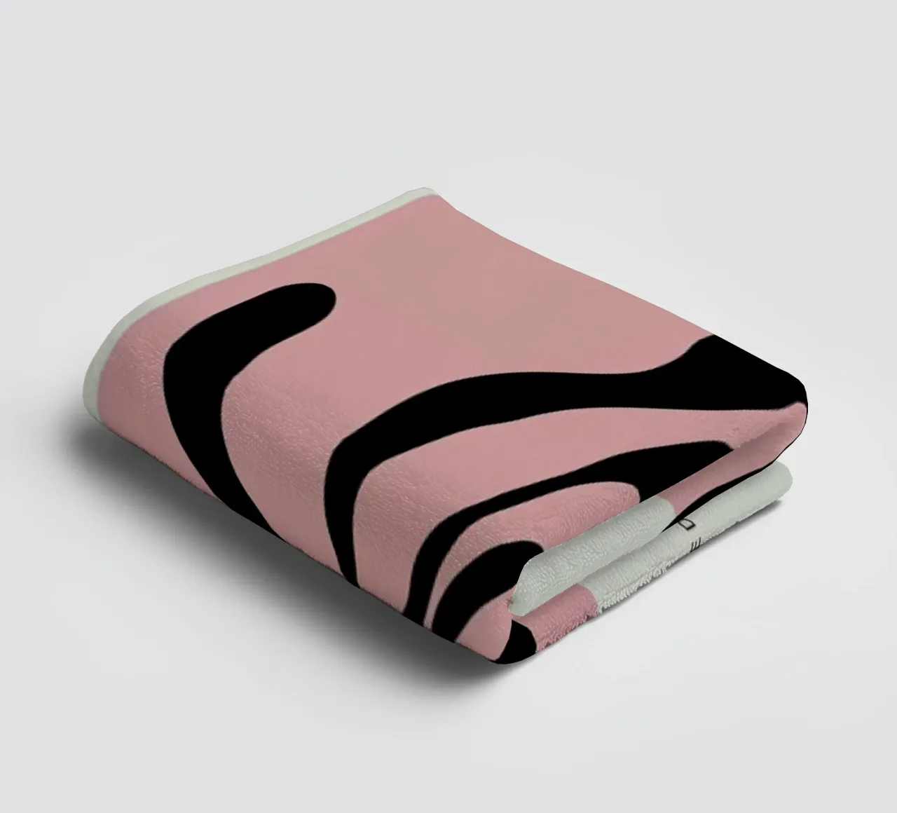 Pressed Iris Handtuch von Studio One