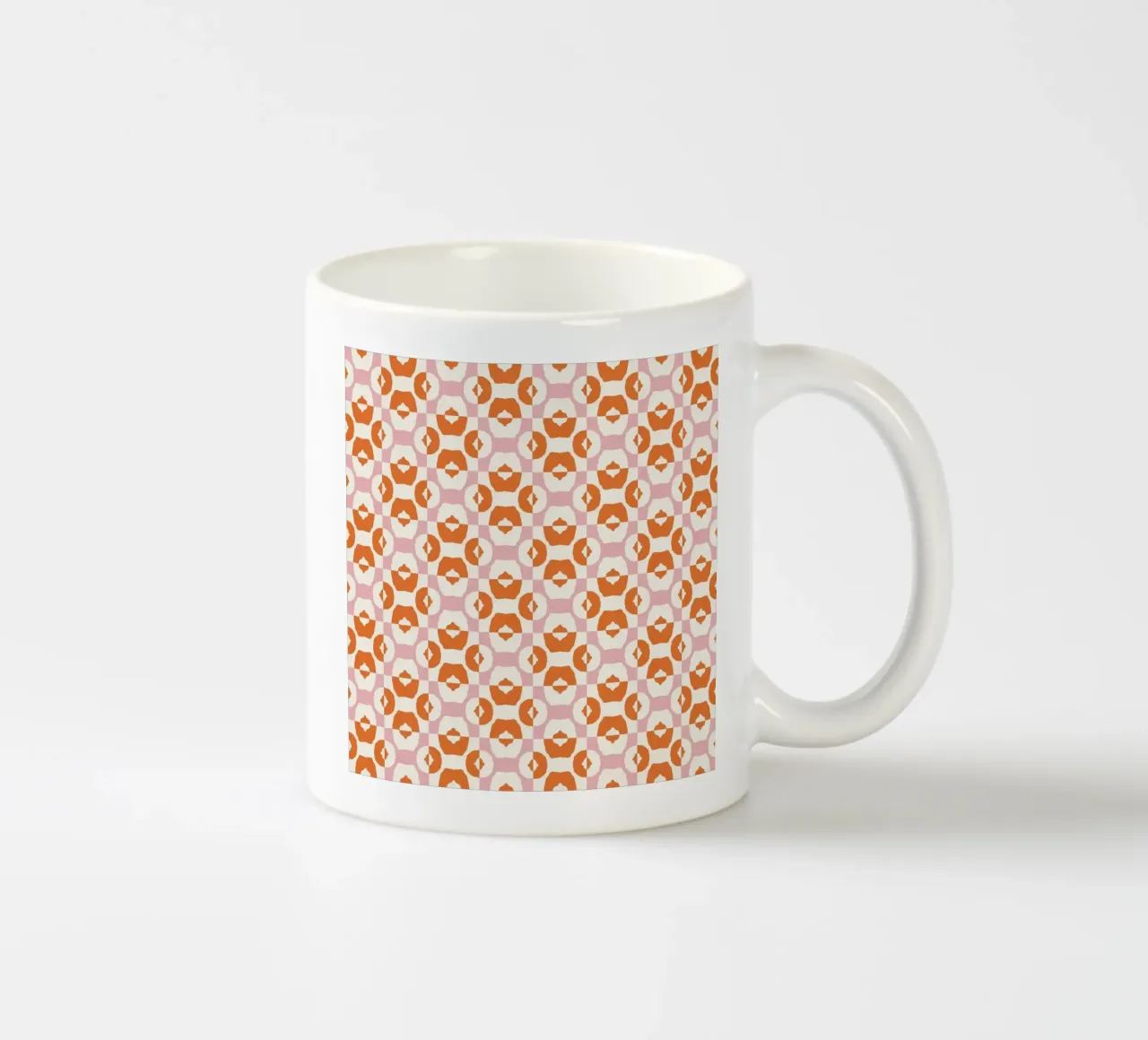 Arancione senza soluzione di continuità modello tribale tazza in ceramica da Little Dean