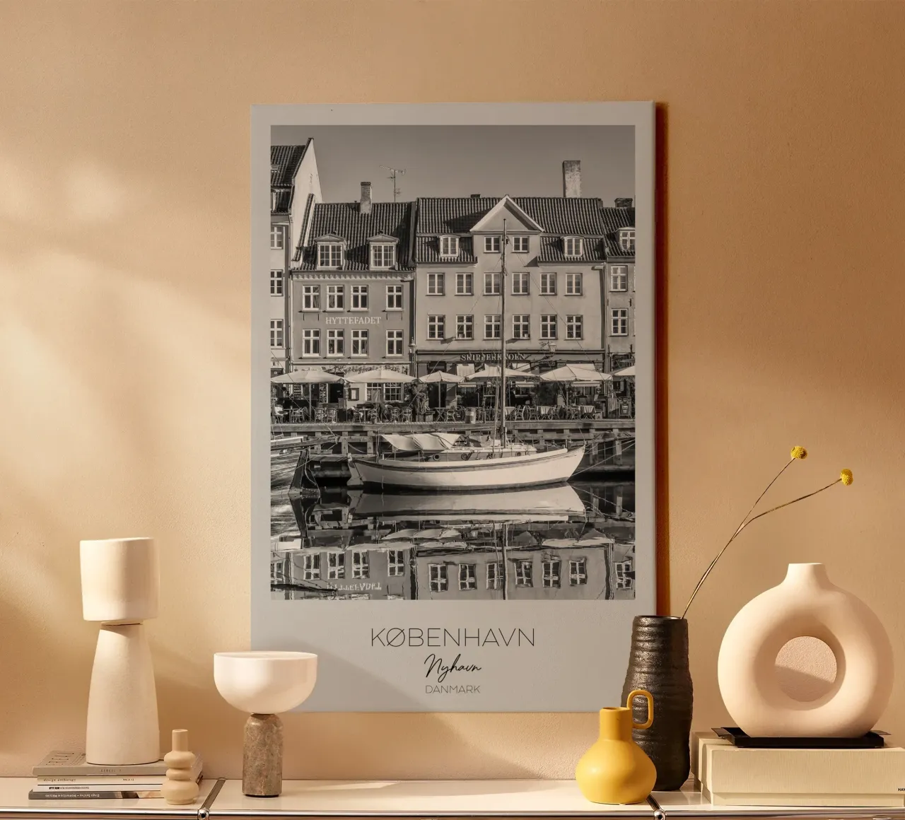 In focus: KOPENHAGEN Silence at Nyhavn canvas with Floater frame by Melanie Viola