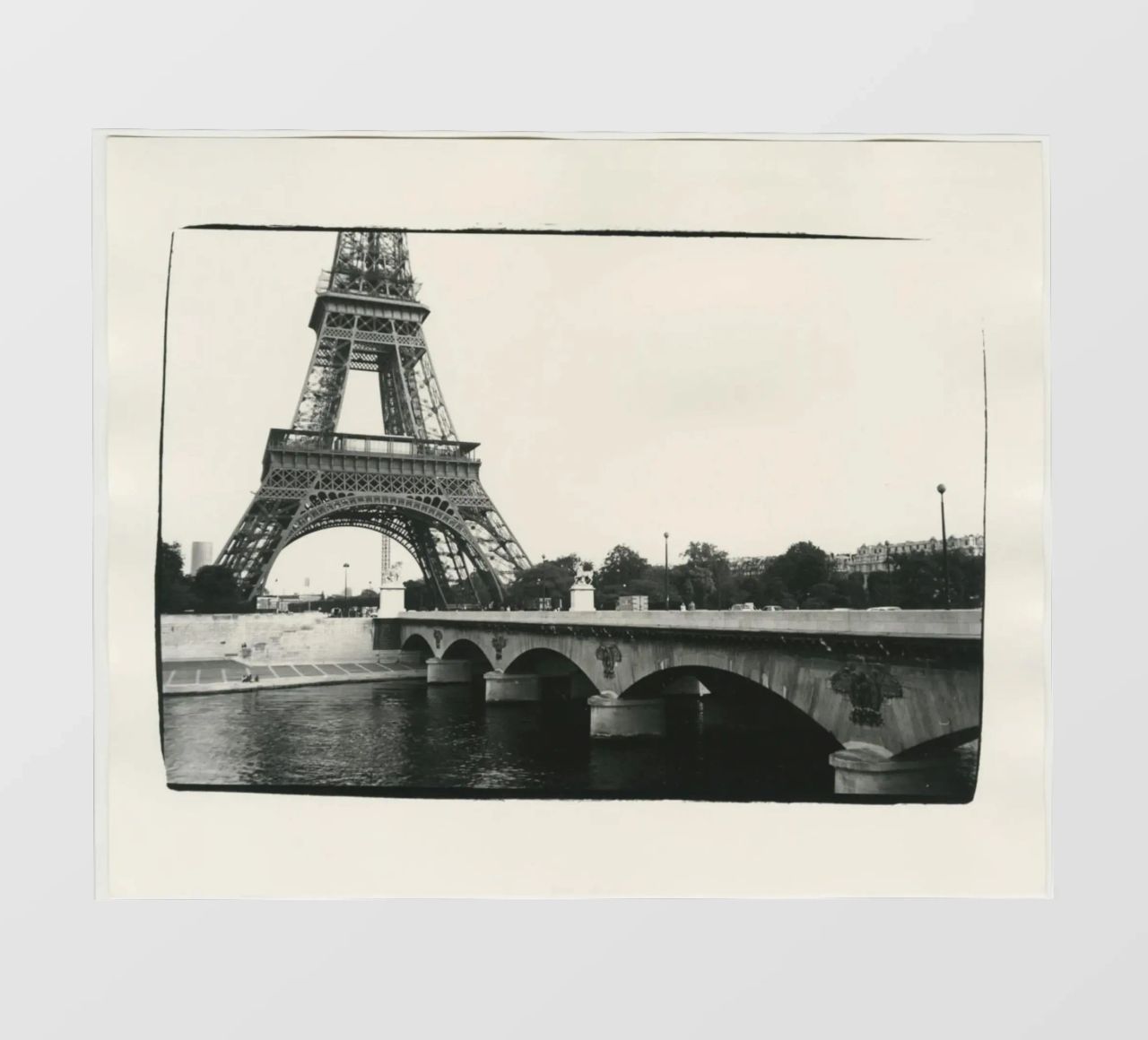 Torre Eiffel 1982 pellicola backlit da phillipp veisenberg