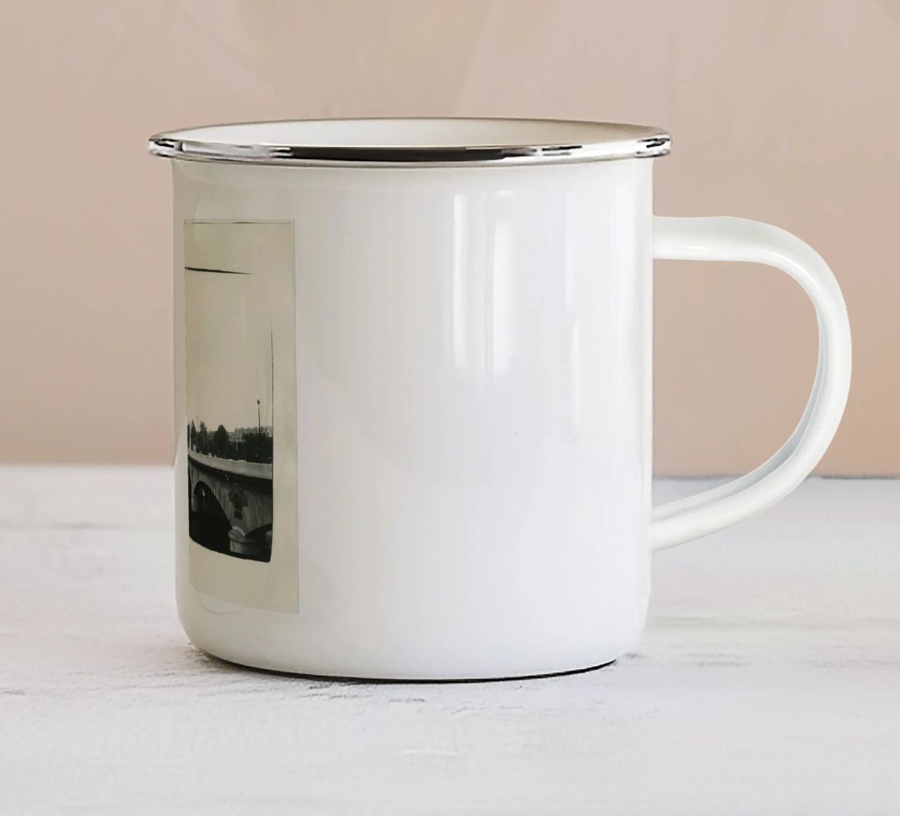 Torre Eiffel 1982 tazza in smalto da phillipp veisenberg