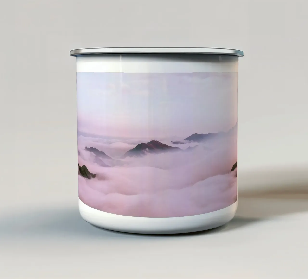 Highest Peaks by @KevinZaouali tazza in smalto da EyeEm Mobile GmbH