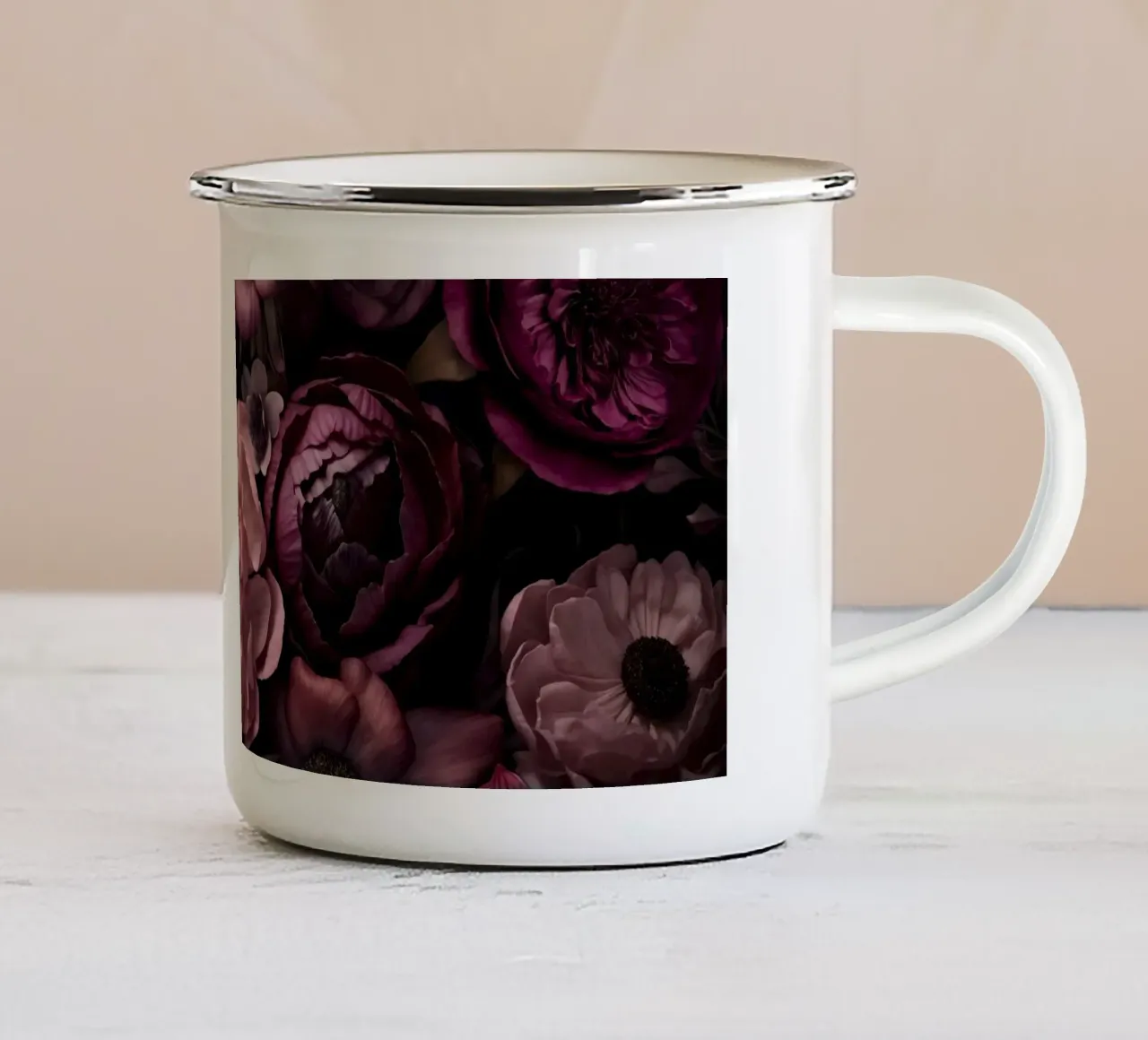 Fiori lussureggianti e lunatici Baroque Grandeur Rosa malva tazza in smalto da Andrea Haase Floral Passion