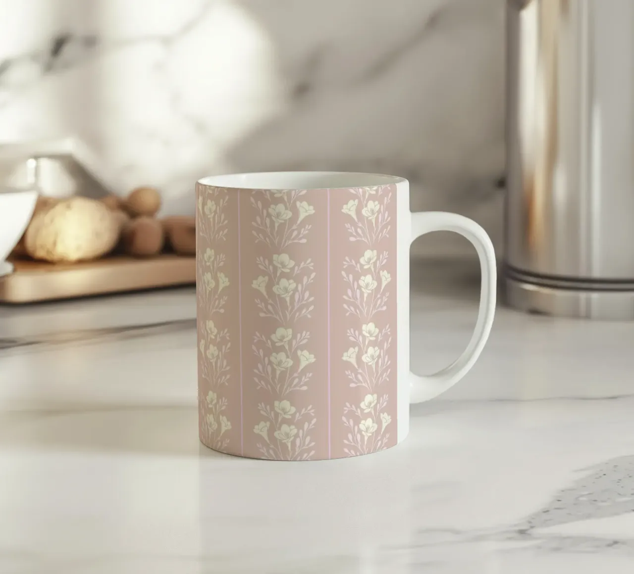 Rayures Freesia Jaune Rose Taupe mug en céramique de SilverPegasus