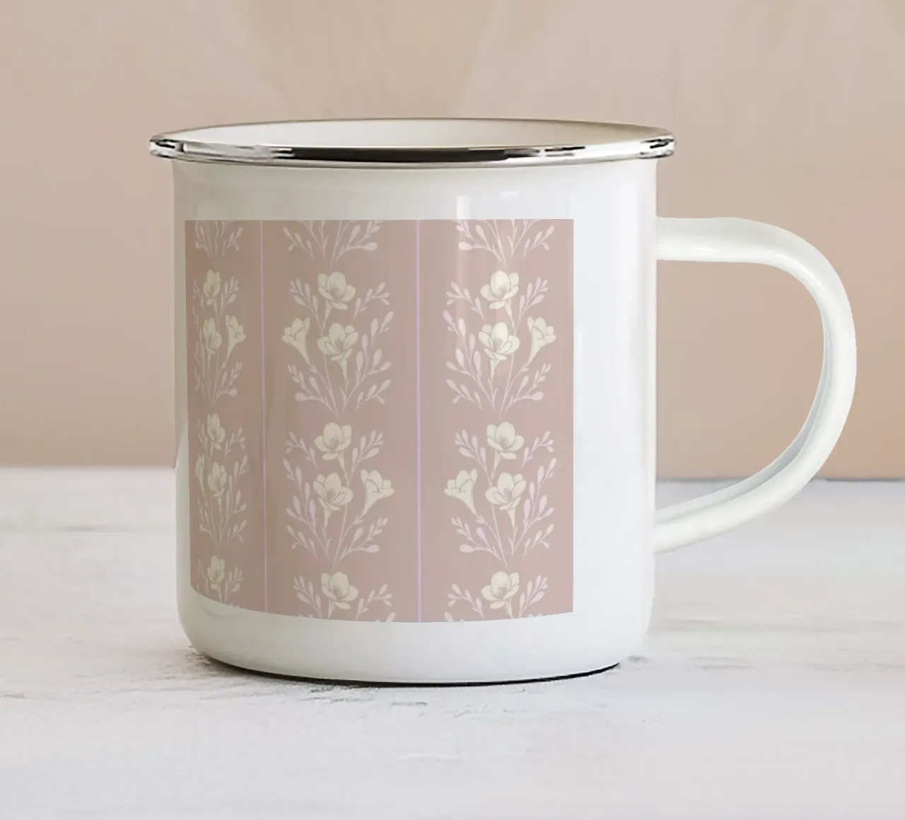 Rayures Freesia Jaune Rose Taupe mug en émail de SilverPegasus