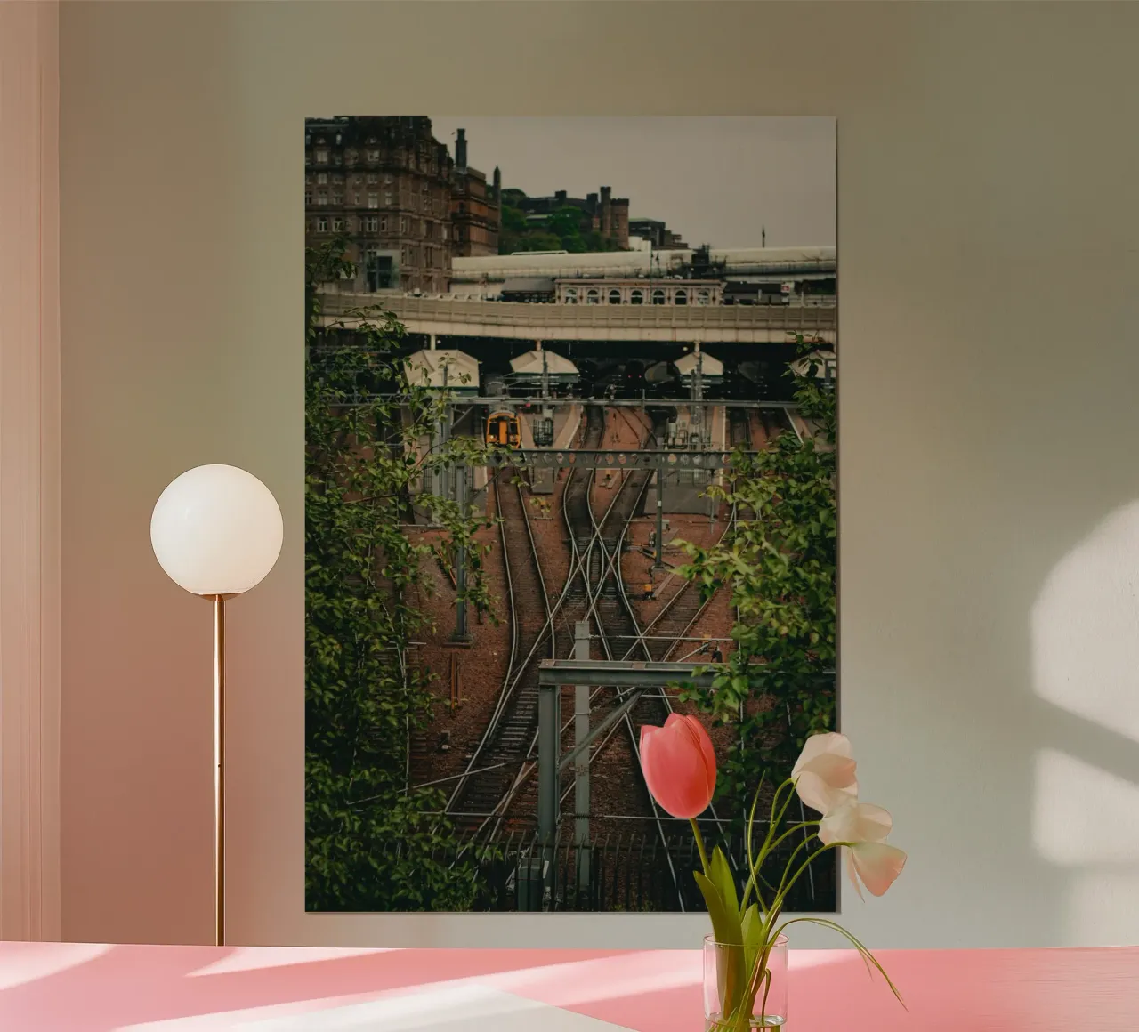 Stazione ferroviaria, Edimburgo, fotografia poster con telaio in plastica da Jule Shnc