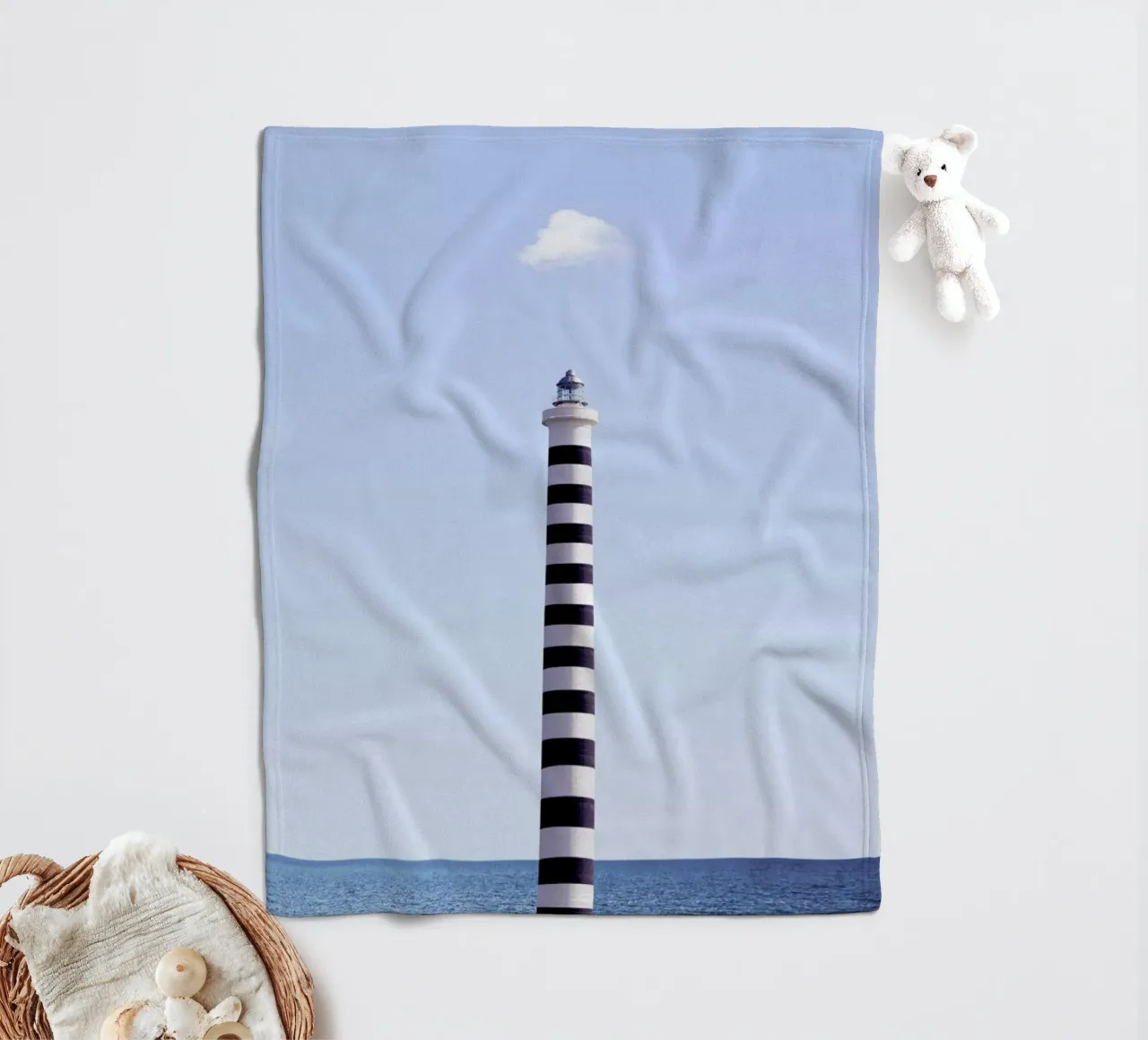 Lighthouse Fleecedecke von Rupert Höller