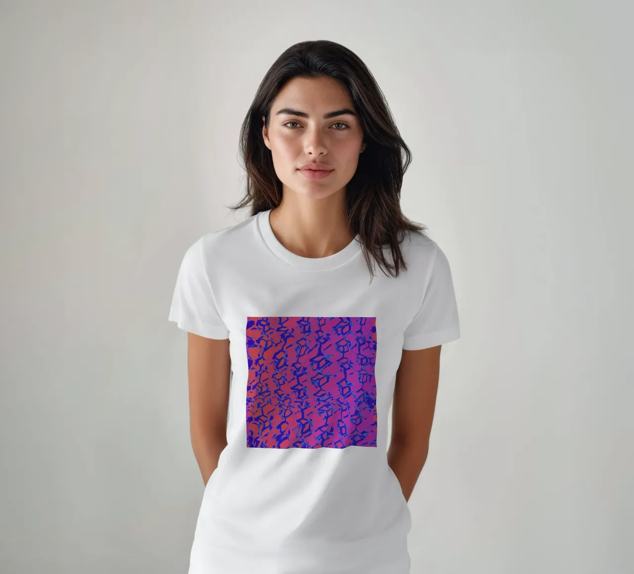 Rainbow_Pixel_AaveX t-shirt da Crypto_Jungle