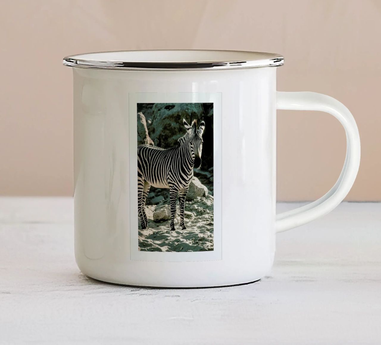 Zebra tazza in smalto da Natural Kingdom