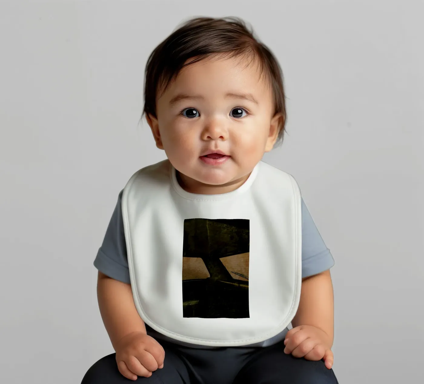 Panda baby bib by Chris Abatzis