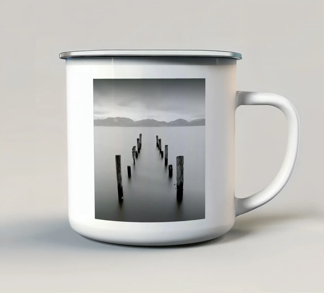 Lago Di Massaciuccoli tazza in smalto da Michael J. Reibert
