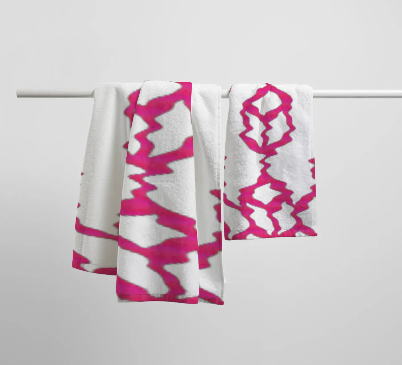 Wired_Stack_Triple badhanddoek van Crypto_Jungle