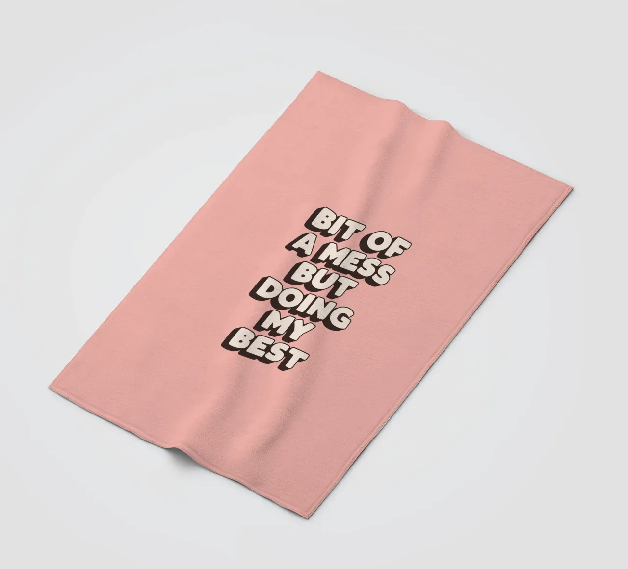 Imprimé typographique "Bit of a Mess But Doing my Best" (Un peu de désordre mais je fais de mon mieux) Peach Pink plaid polaire de THE MOTIVATED TYPE