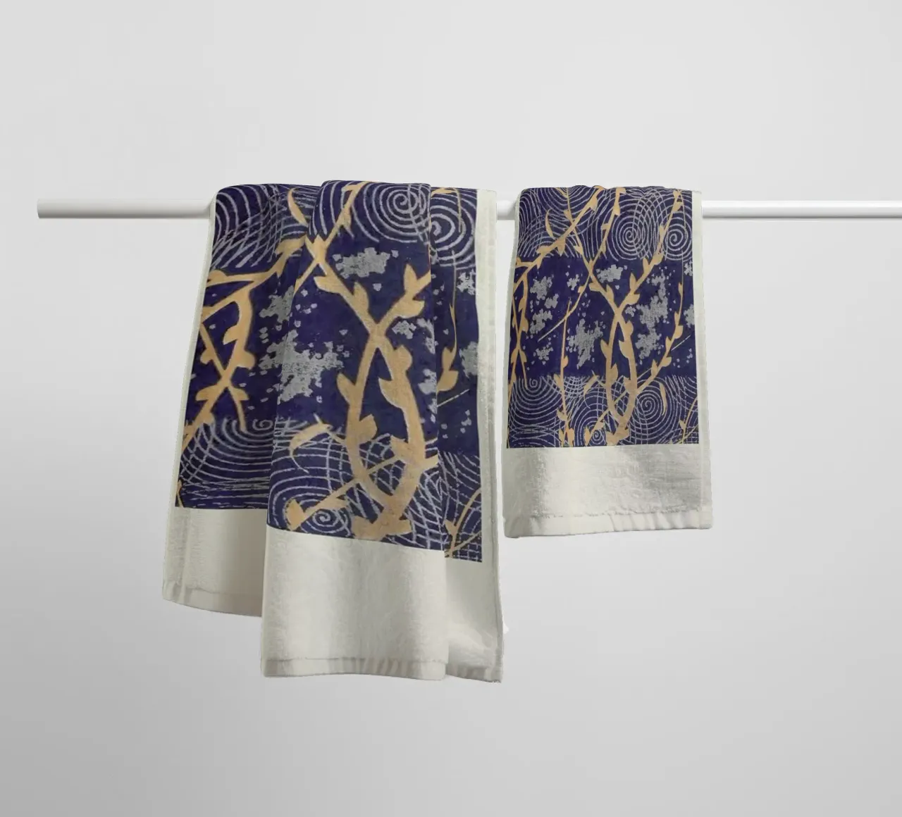 Shin-Bijutsukai - Surface towel by Vintage by JUNIQE