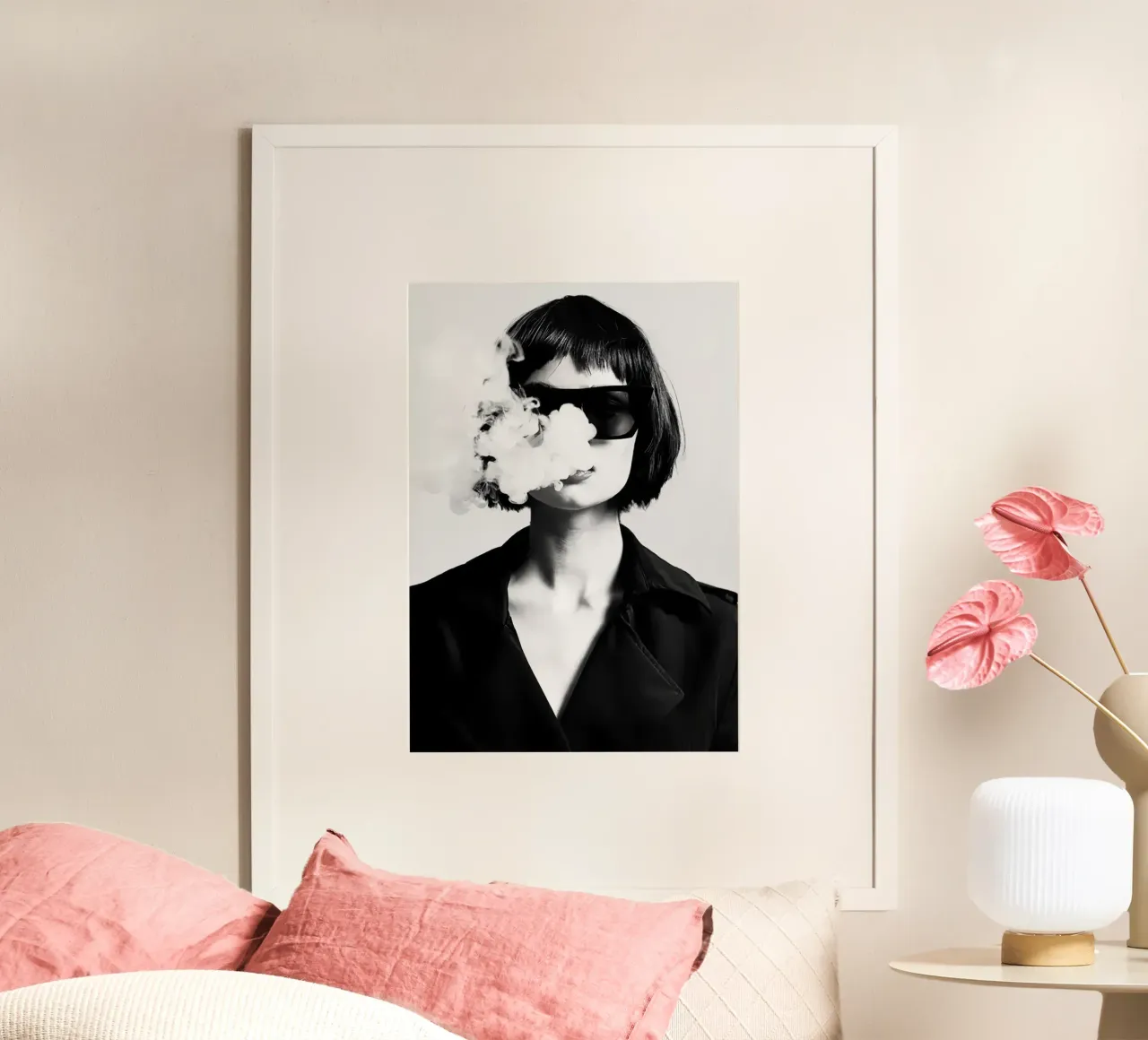Le donne fumano poster con telaio in alluminio da Lorraine Mooore