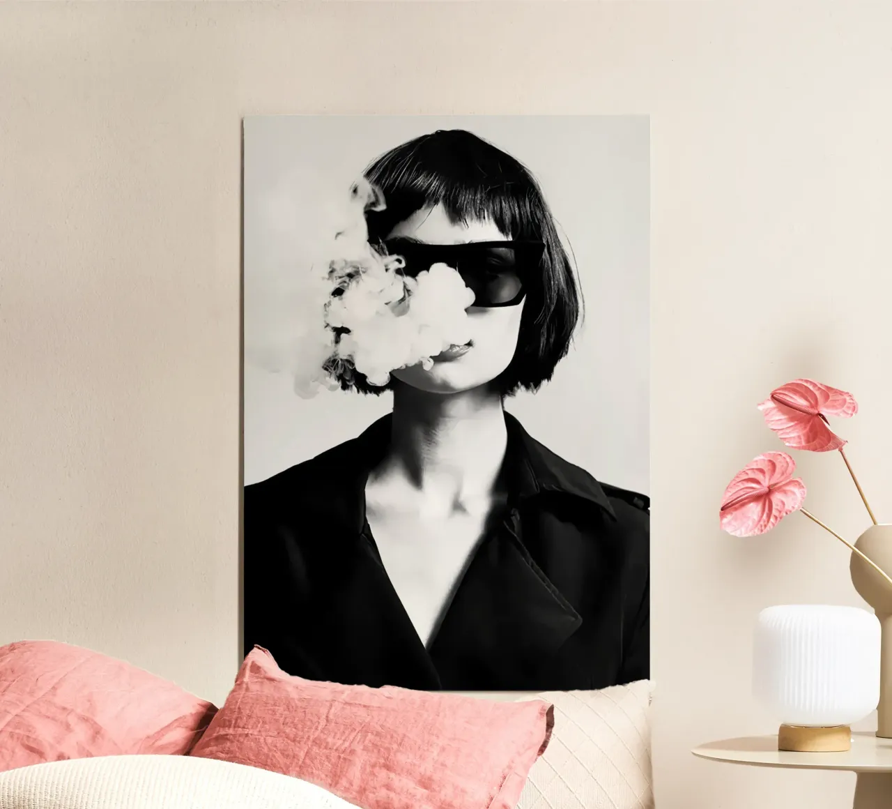 Le donne fumano poster con telaio in alluminio da Lorraine Mooore