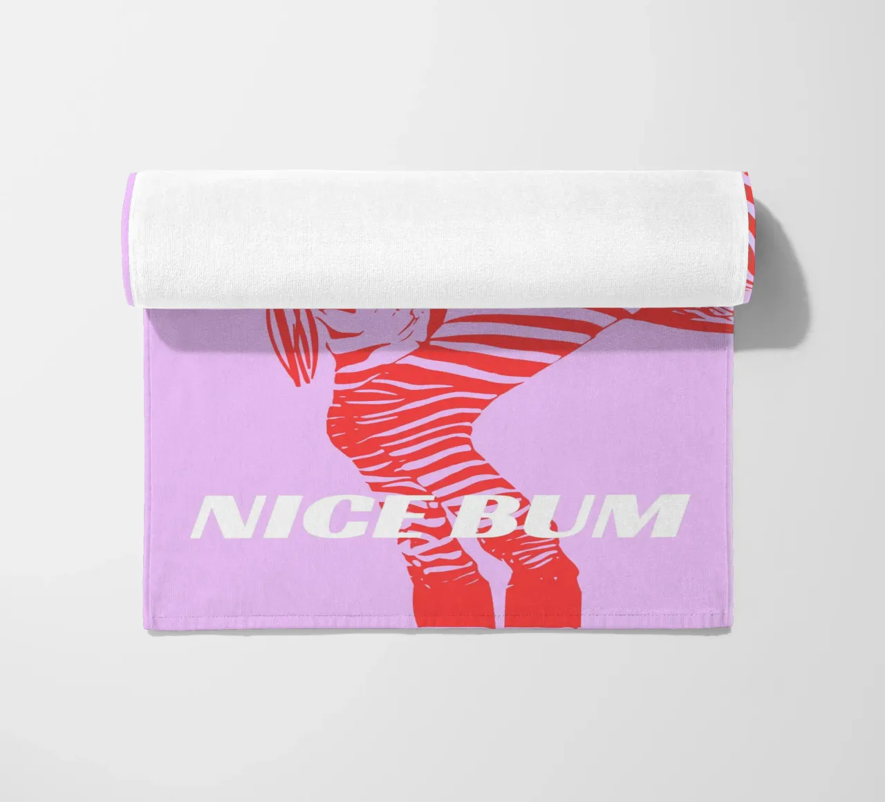 Nice bum telo mare da Bureau Purpur