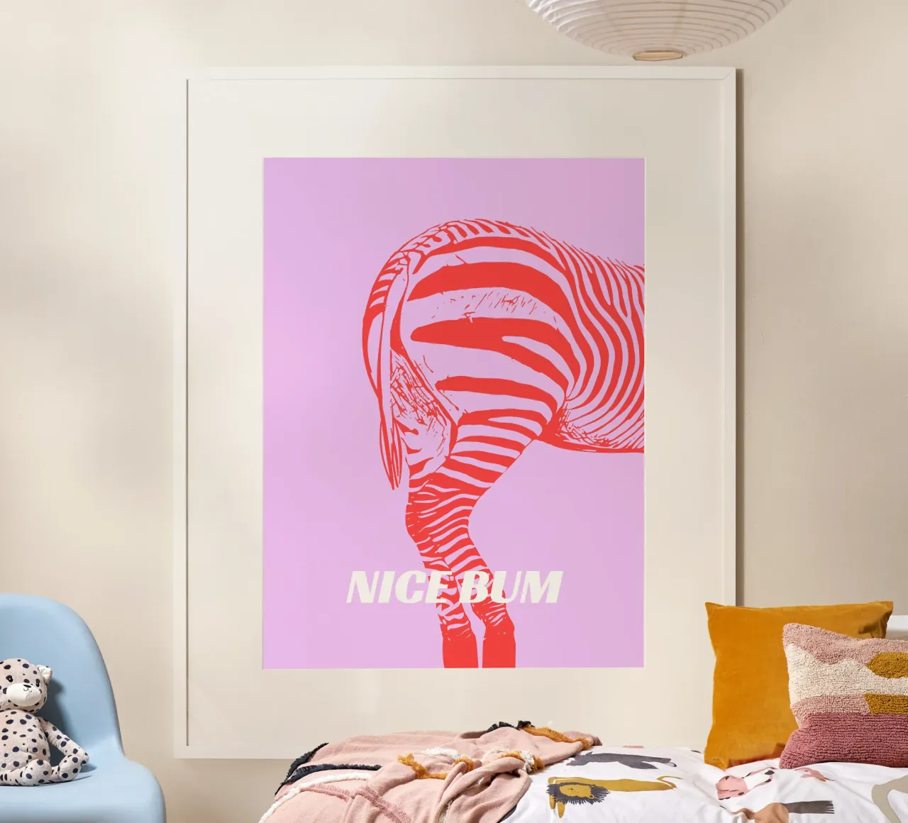Nice bum poster con telaio in legno da Bureau Purpur