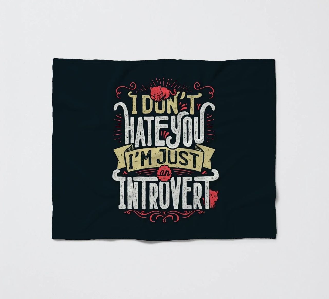 Ich hasse dich nicht, ich bin nur ein introvertierter Mensch. Fleecedecke von Tobe Fonseca