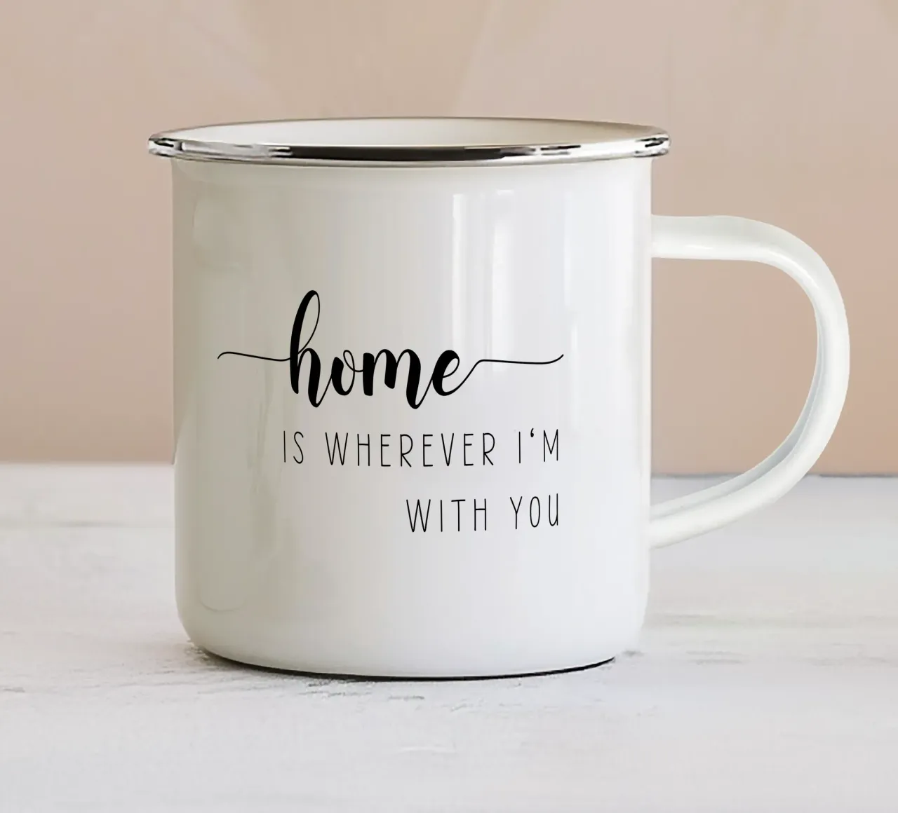 Casa è ovunque io sia con te tazza in smalto da Shark Printables