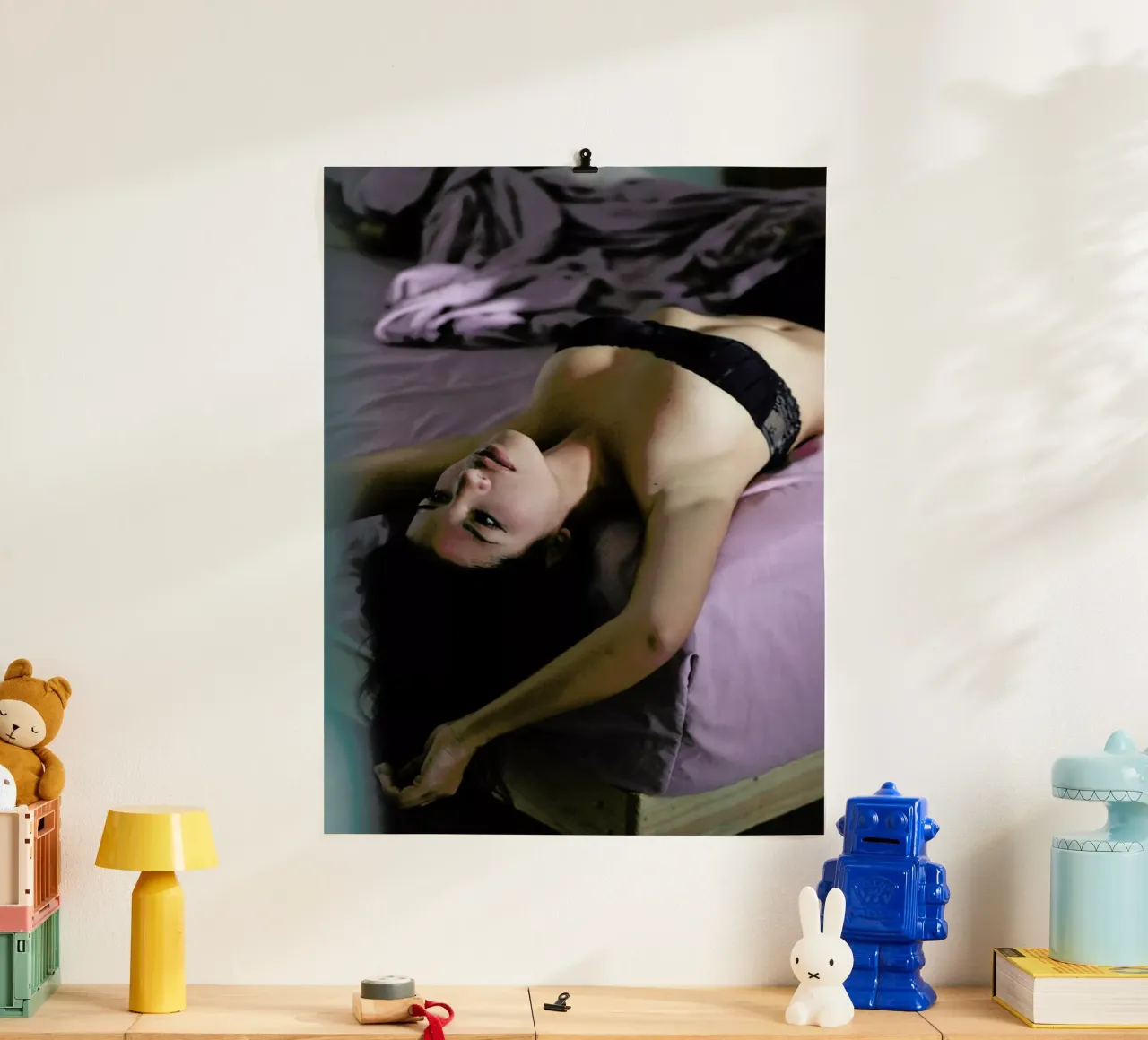 My girlfriends - Flor poster con telaio in plastica da Ana Topoleanu