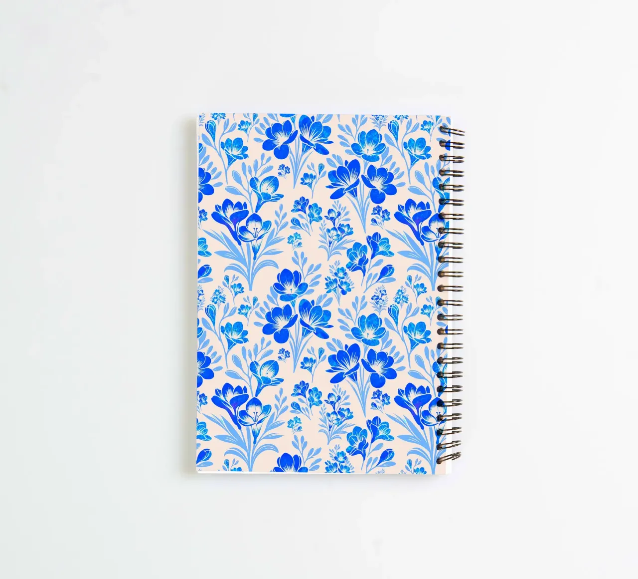 Fleurs de freesia bleu carnet à spirale de SilverPegasus