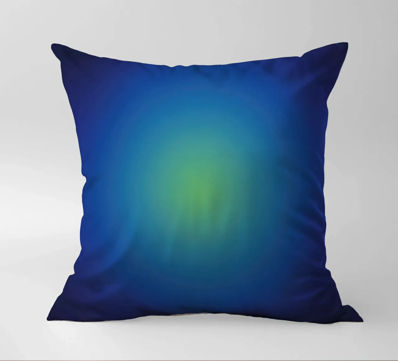 Delicato gradiente Notte blu profondo Aurora cuscino da Katja Stehle Design