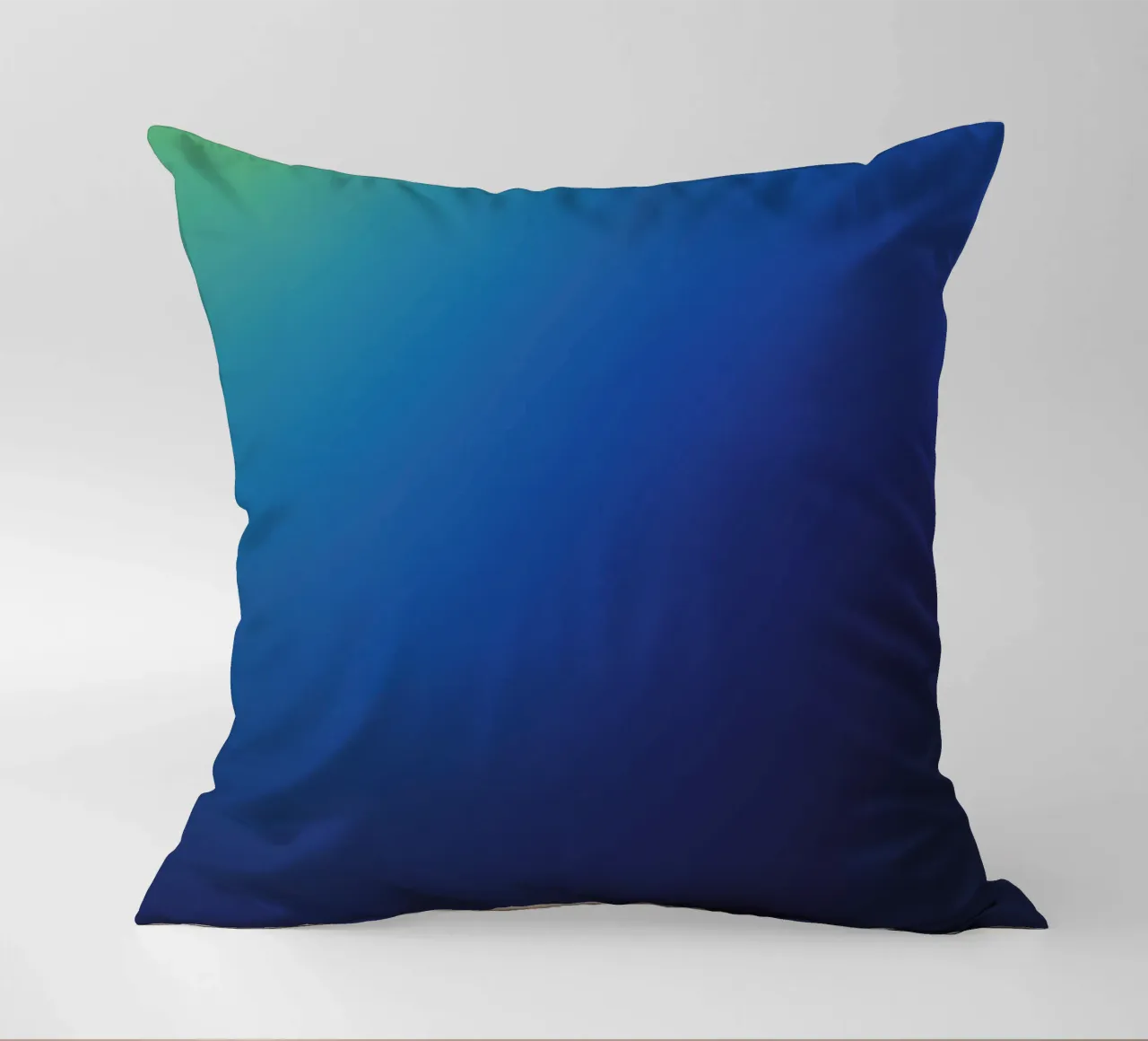 Delicata sfumatura di colore Aurora Boreale cuscino da Katja Stehle Design
