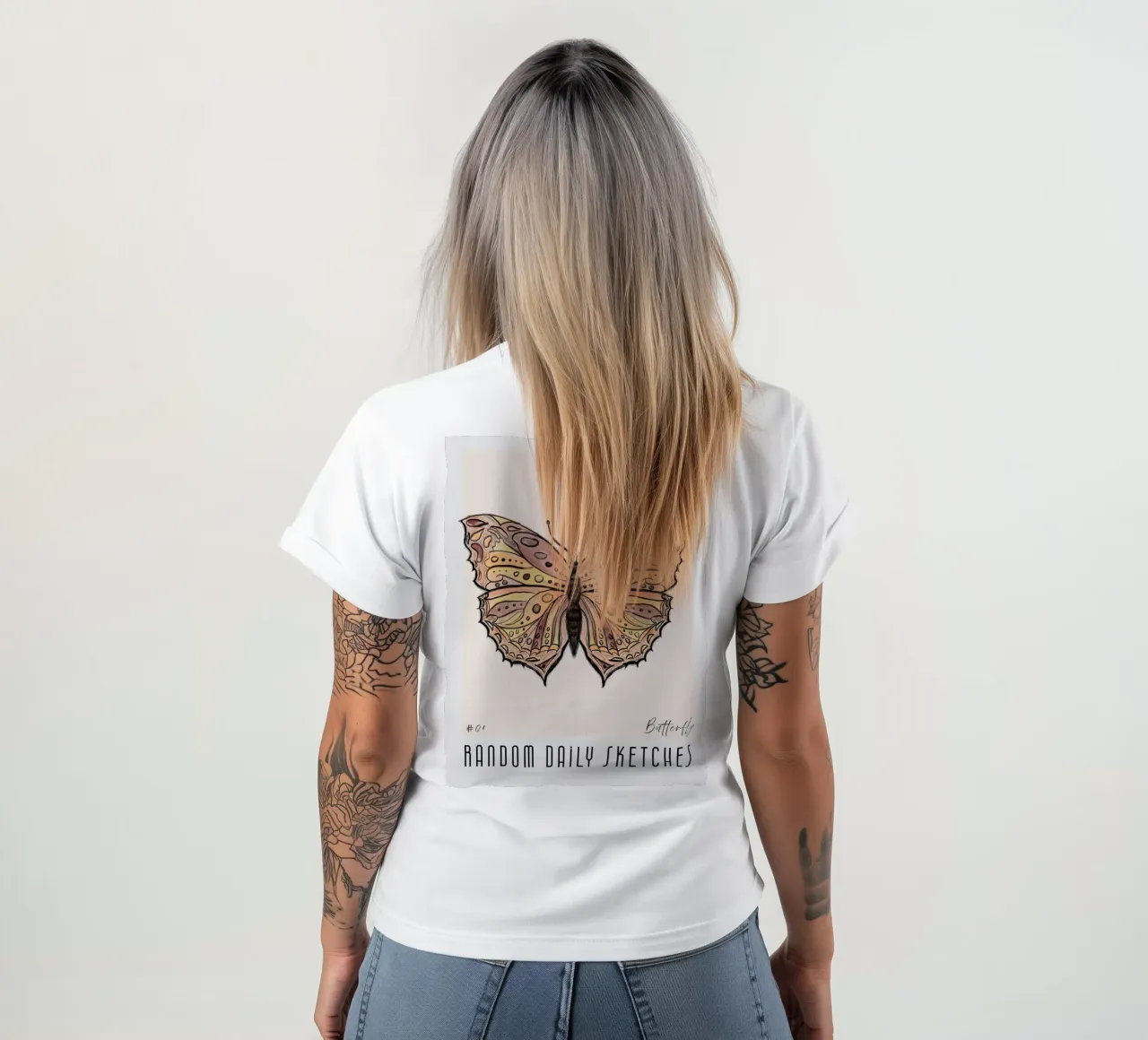 Schizzi giornalieri casuali Butterfly t-shirt da words-in-frames