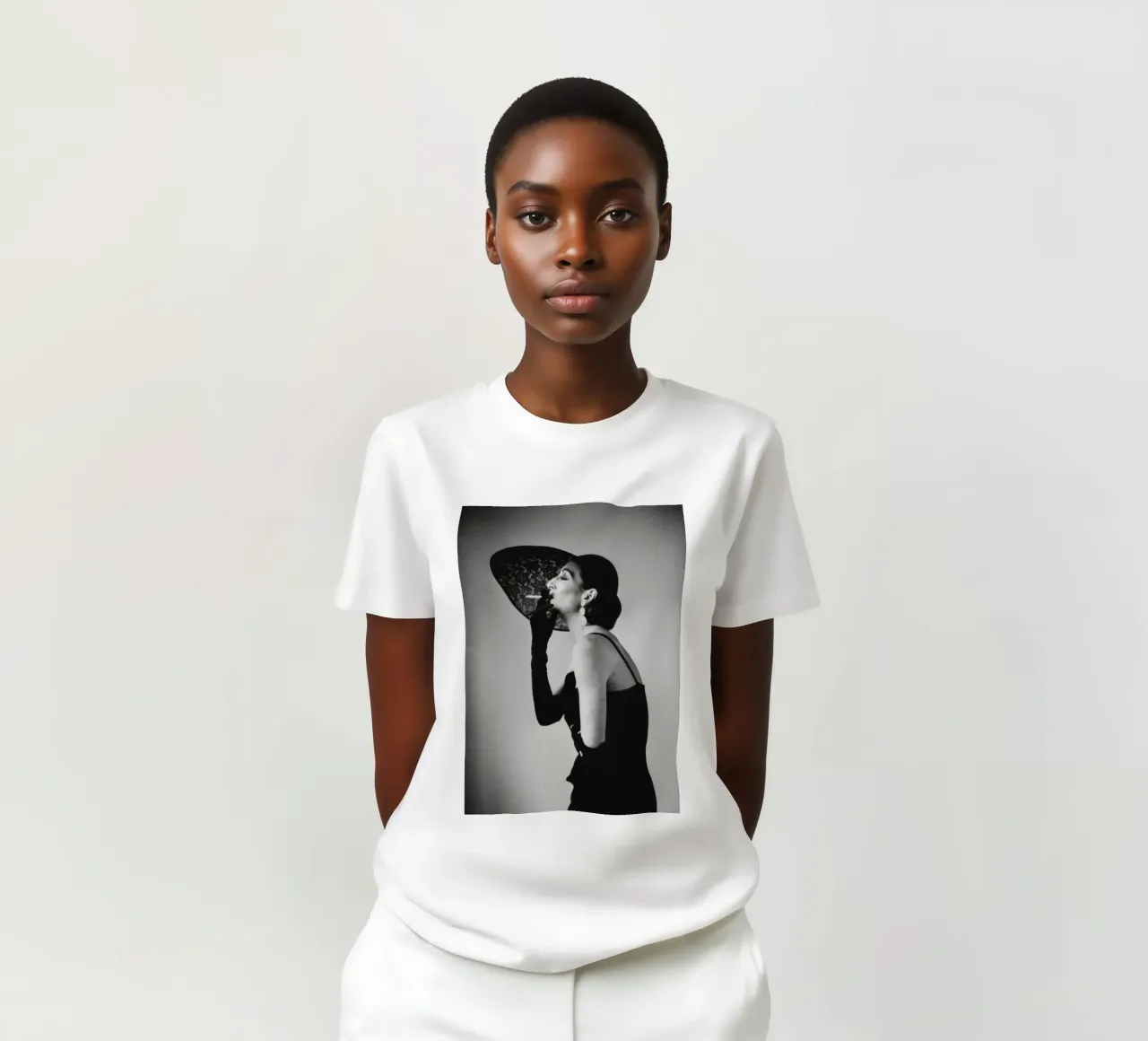 june newton che fuma t-shirt da Takeme
