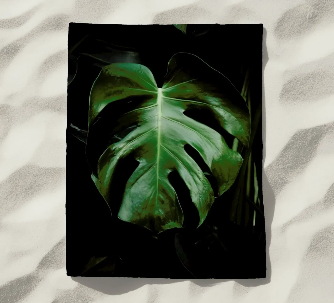 Monstera Leaf telo mare da Ingrid Beddoes