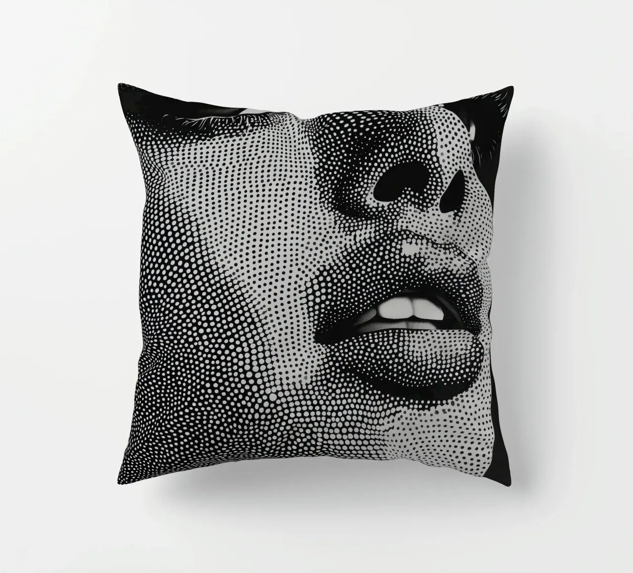 Volto di donna in bianco e nero cuscino da Imagine