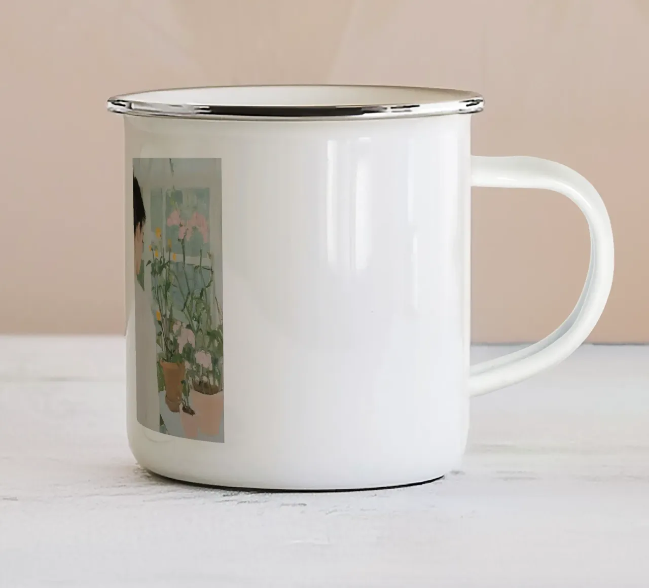 Abstracte vrouw in kas Print, Bloemen emaille mok van Little Lila