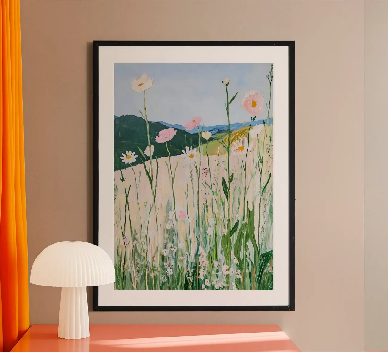 Stampa di fiori selvatici, arte della natura, paesaggio poster con telaio in legno da Little Lila
