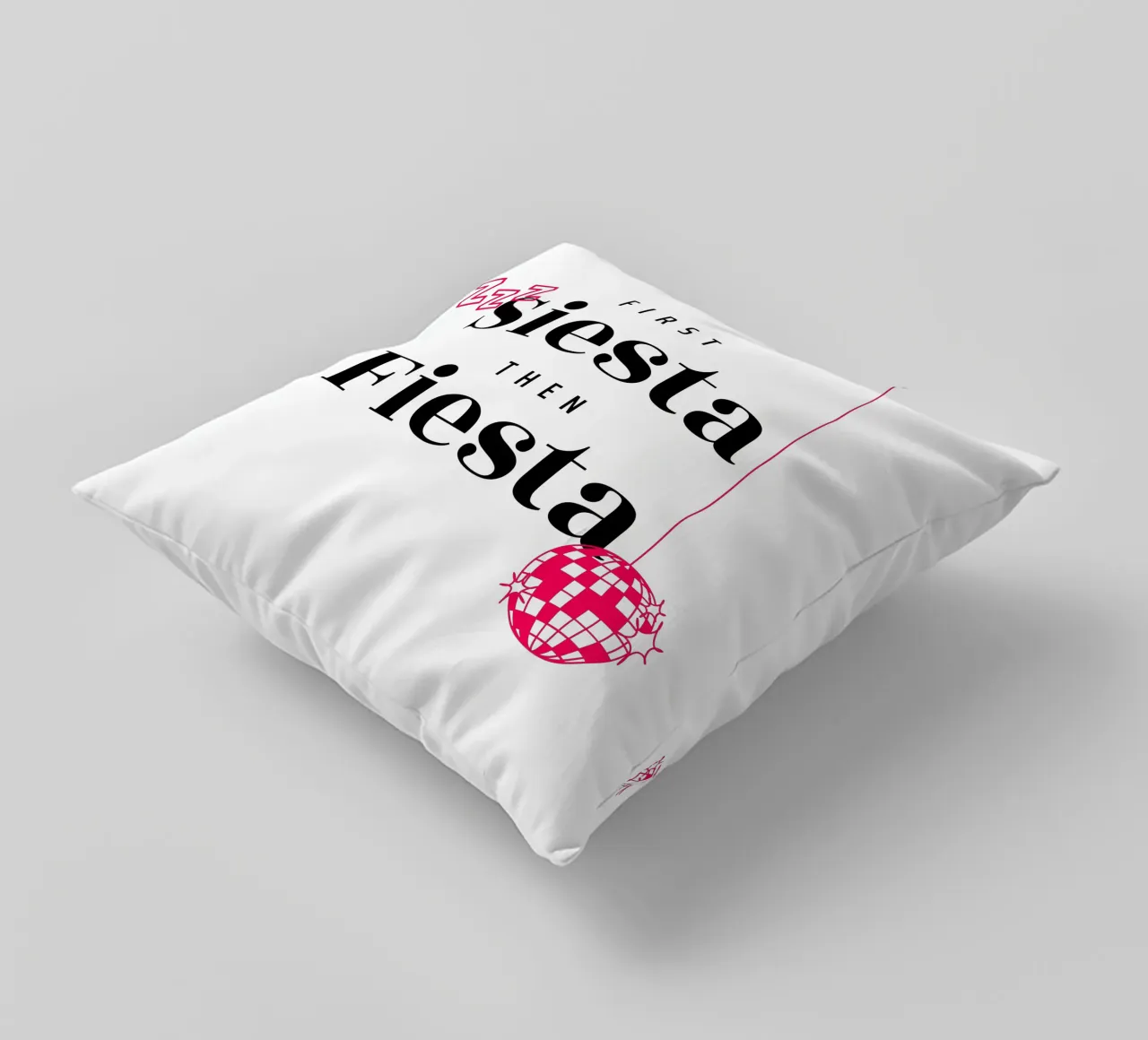 First Siesta then Fiesta – 30+ Edition cuscino da Bureau Purpur
