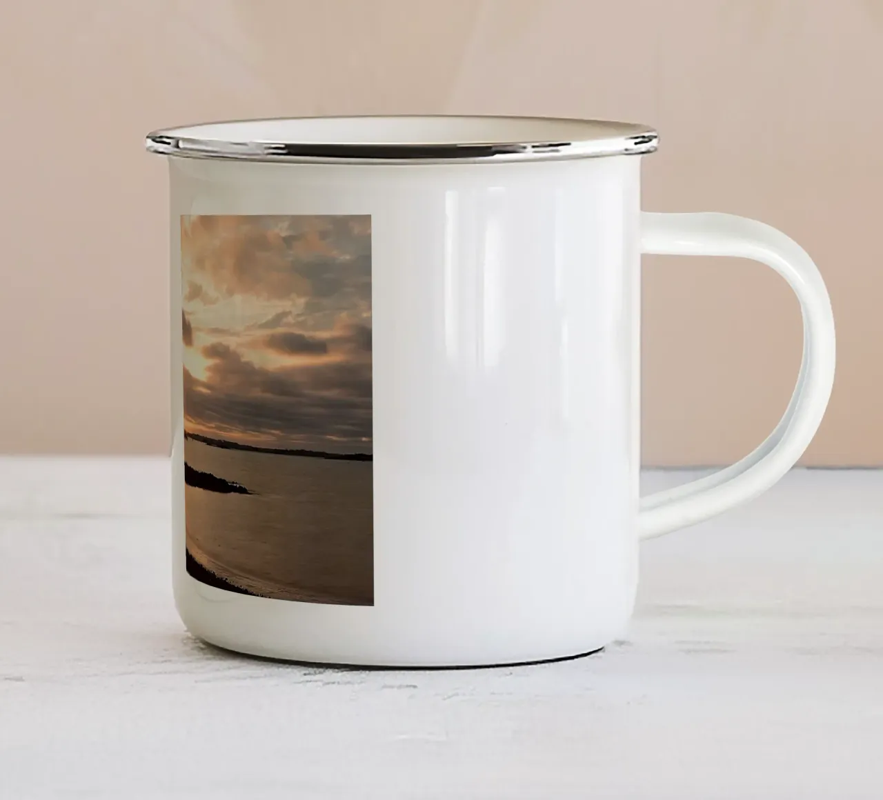 FAA293 tazza in smalto da Thierry vobmann photography