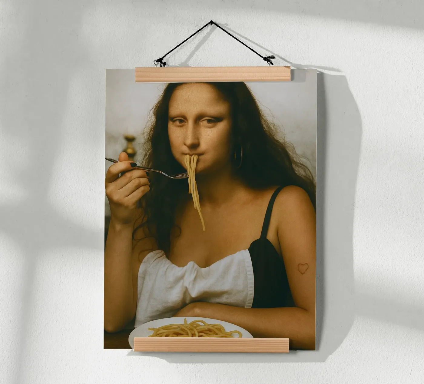 Mona Tasty poster da Dikhotomy
