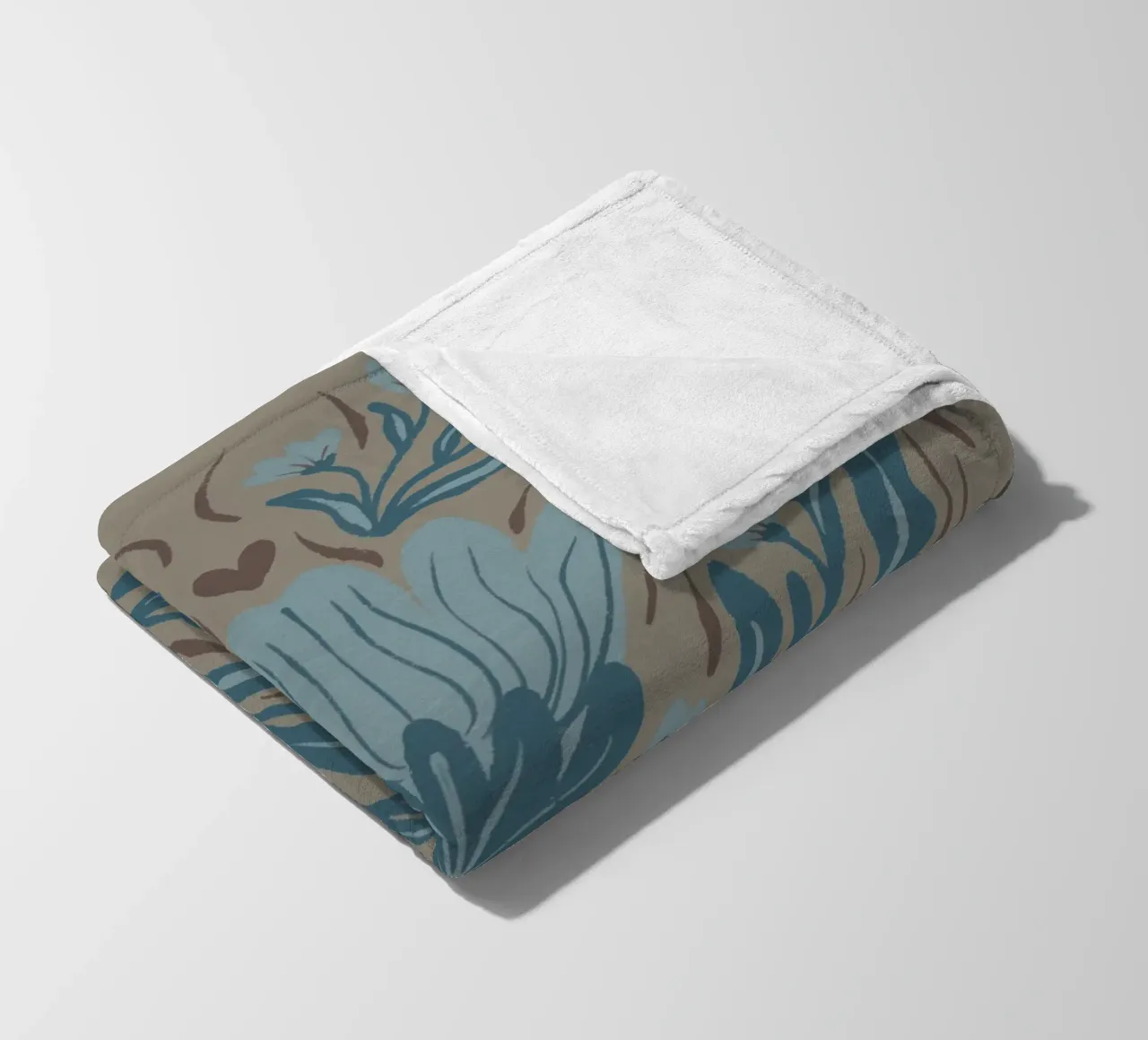 Grafische strukturierte Blume in Teal Fleecedecke von Wackapacka