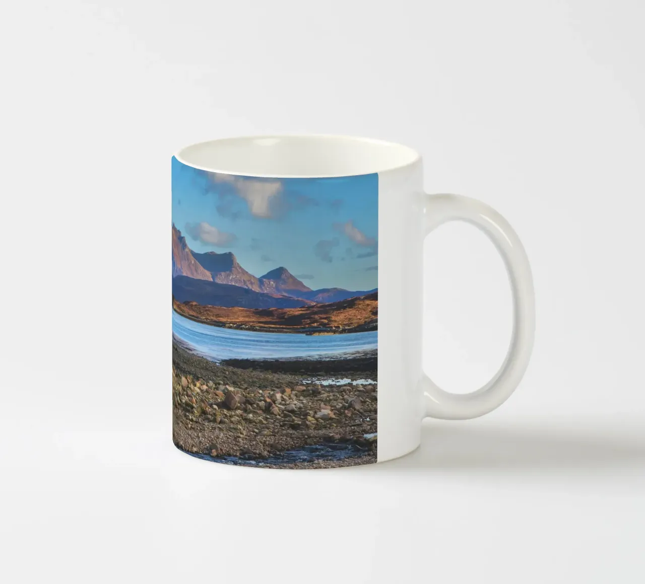 Ben Loyal tazza in ceramica da Dave Hare Photography