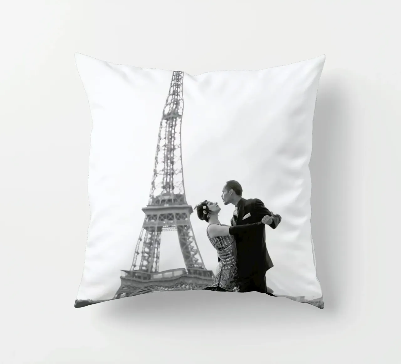 Last Tango In Paris cuscino da Magdalena Martin Photography