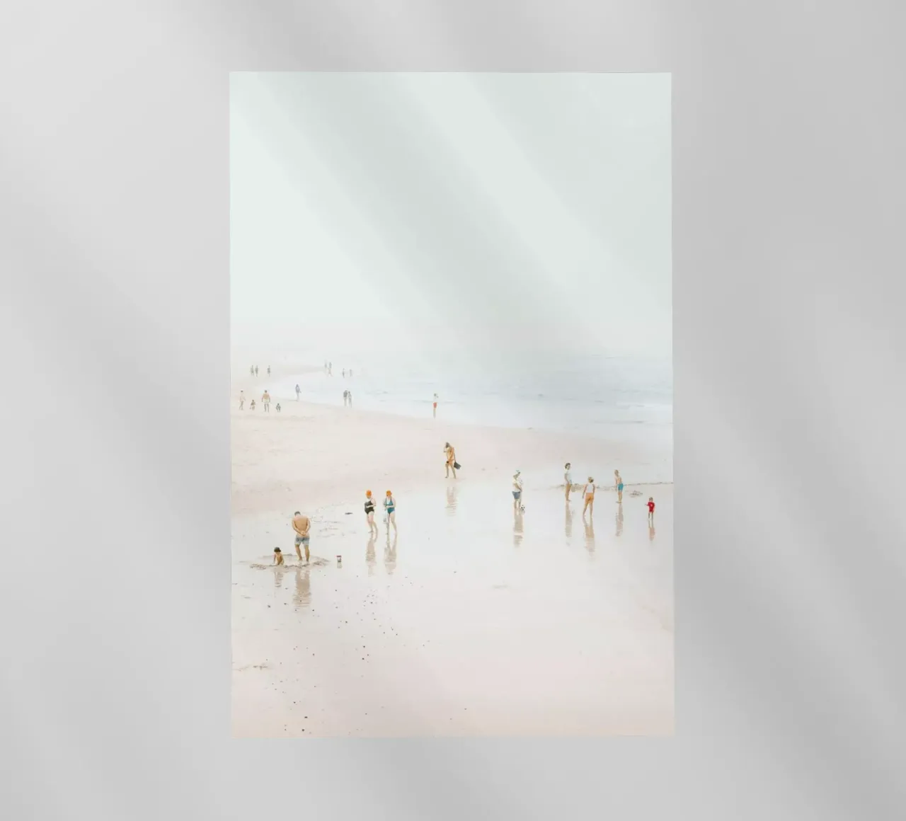 Gente di spiaggia - Oceano e mare minimalista pellicola backlit da Ingrid Beddoes