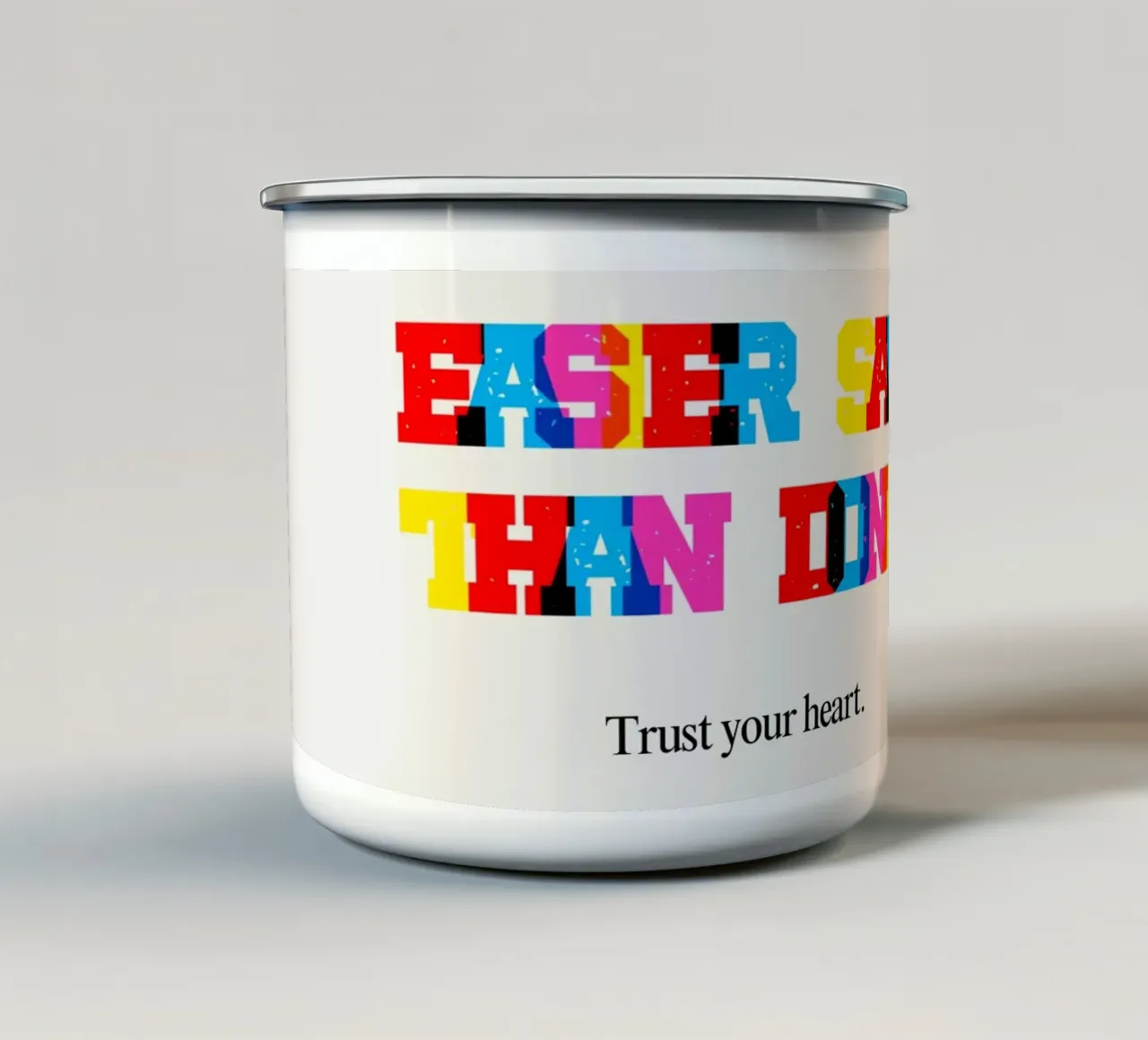 easy! tazza in smalto da Ambition Wall