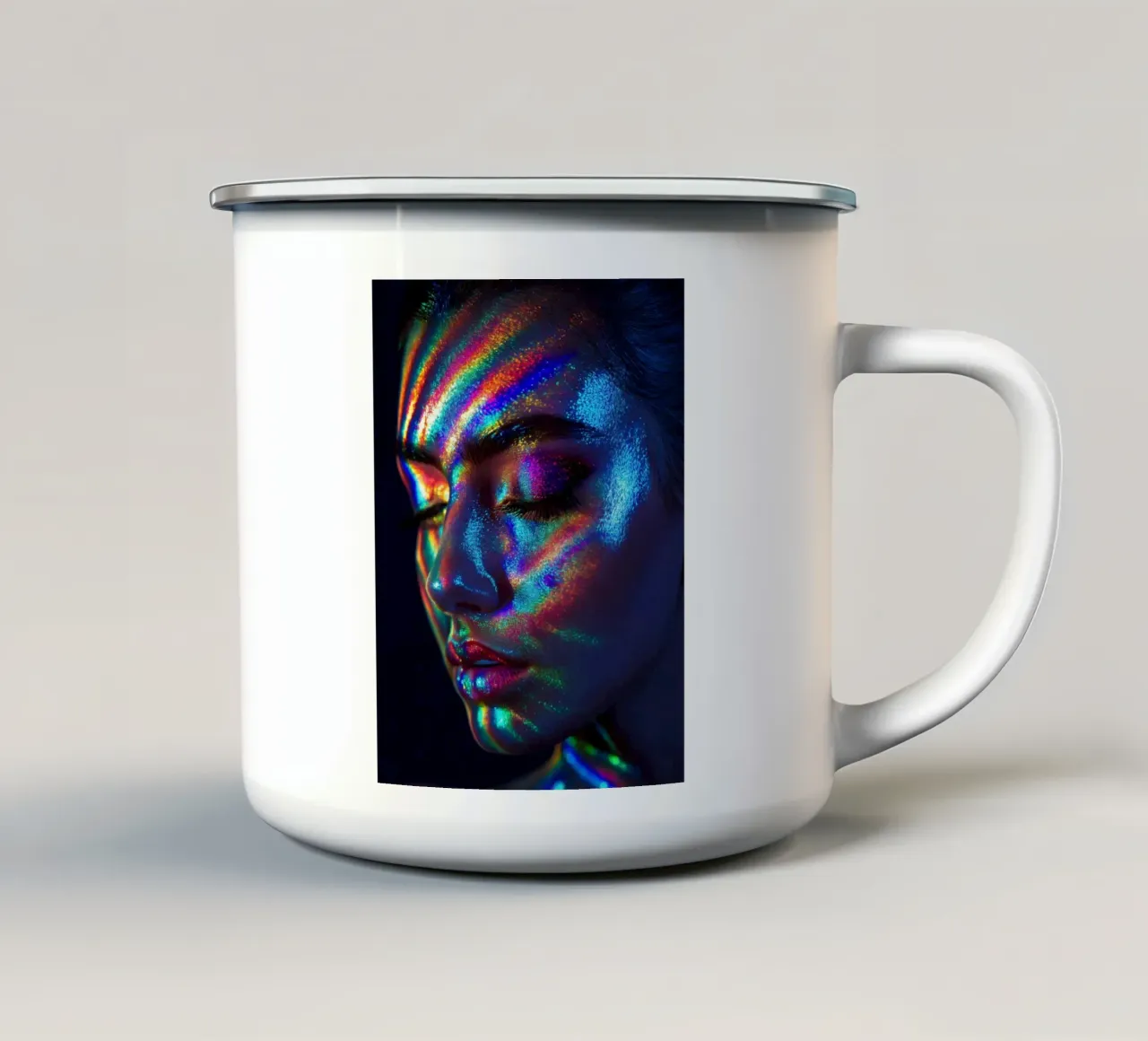 Volto femminile colorato tazza in smalto da Imagine