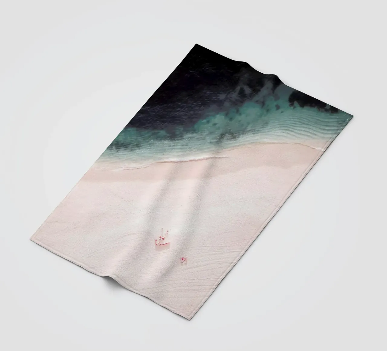 Spiaggia di sabbia rosa - Oceano mare aereo coperta in pile da Ingrid Beddoes