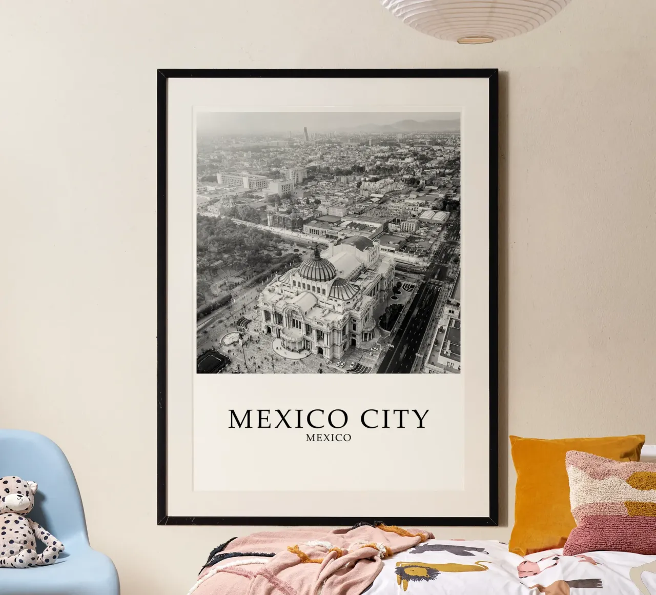 Città del Messico Architettura Skyline Cityscape Scala di grigi poster con telaio in plastica da Charnwood Prints