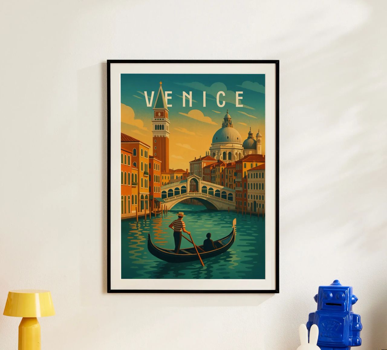 Venedig Reiseposter - Romantische Gondel und Sonnenuntergang Kanal Poster von Wanderlust