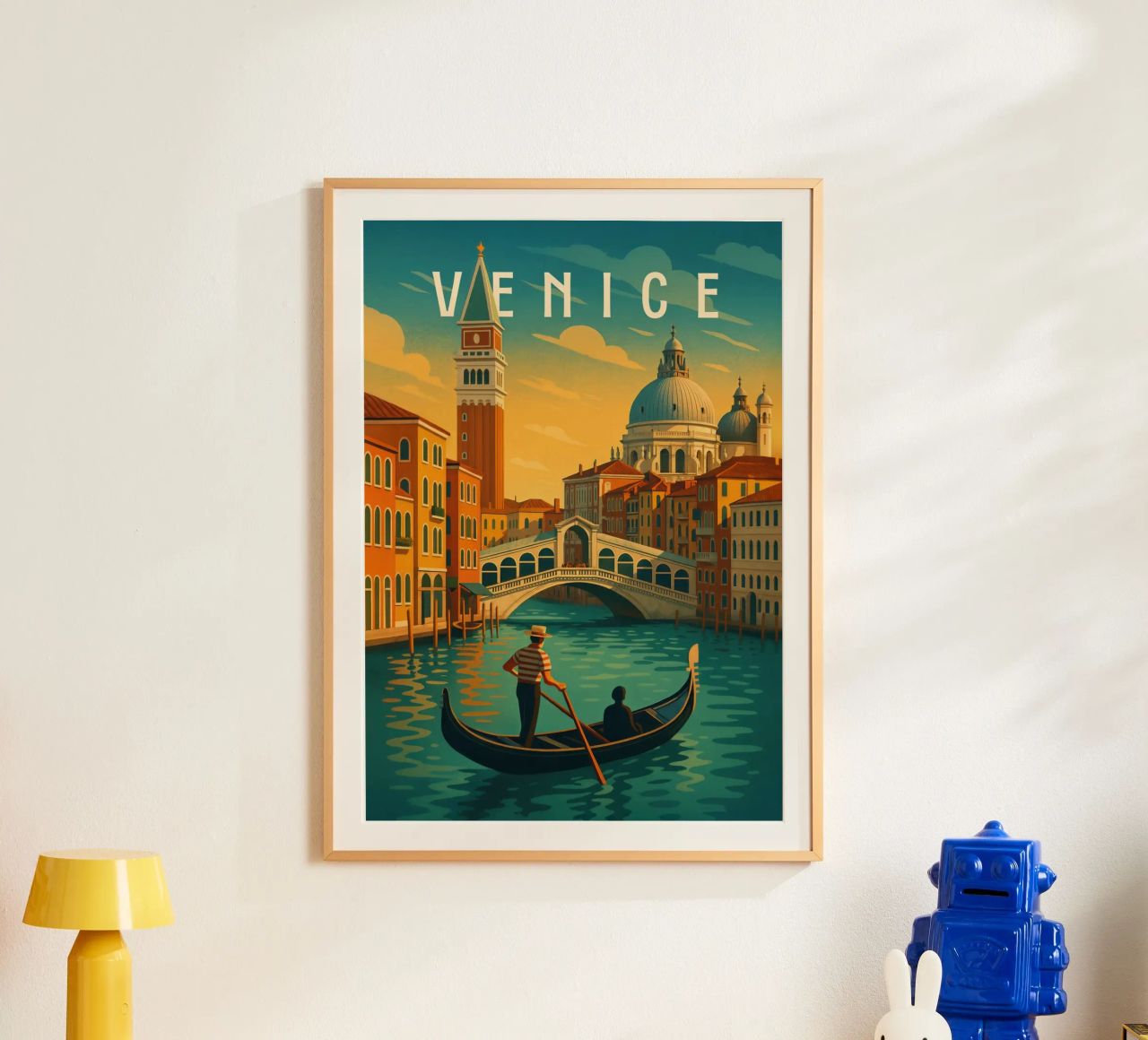 Venedig Reiseposter - Romantische Gondel und Sonnenuntergang Kanal Poster von Wanderlust