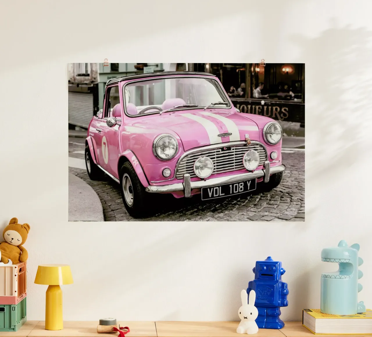 Pink Austin Cooper poster con telaio in plastica da Magdalena Martin Photography