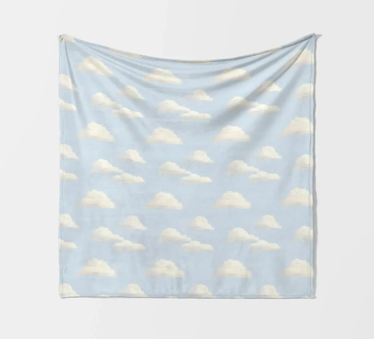 Valzer di nuvole bianche in un cielo blu pastello Calma e spiritualità coperta in pile da Gentle Echoes Art
