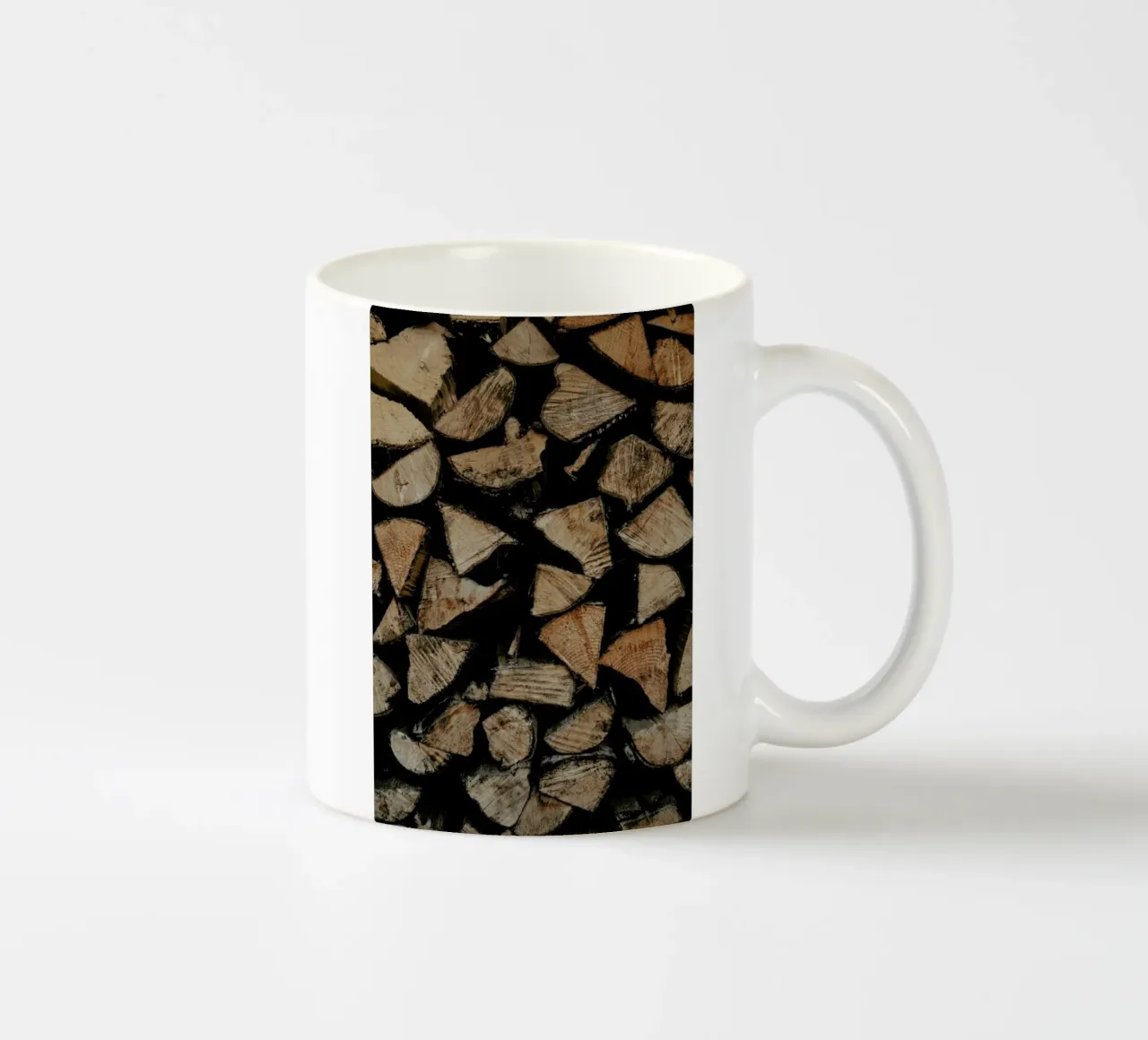 Woody Textures ceramic mug by Sebastian Hilgetag